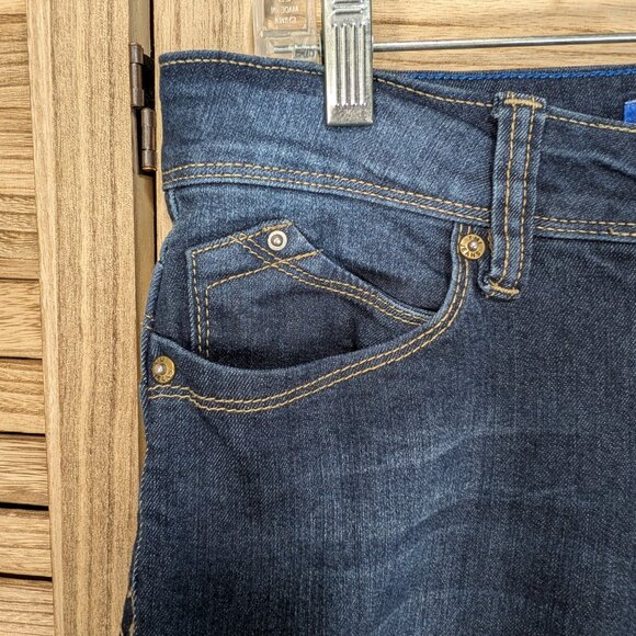 YMI WannaBettaButt Jeans Size 5 - Picture 5 of 13